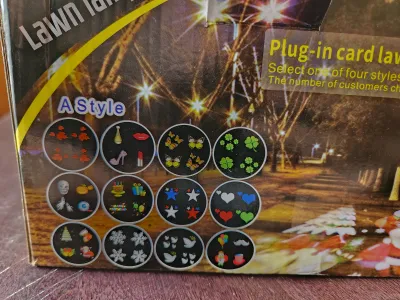 🎉 Lampe projecteur extérieur LED – Décorations multiples (12 motifs inclus)